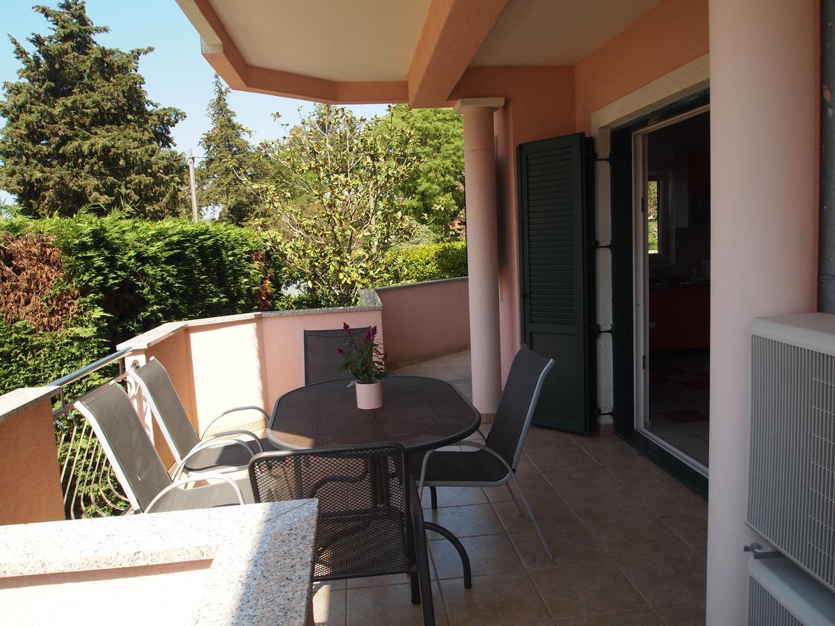 Zaratina Apartment