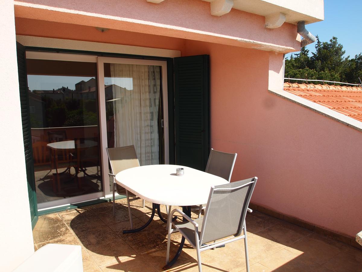 Apartment Zaratina *