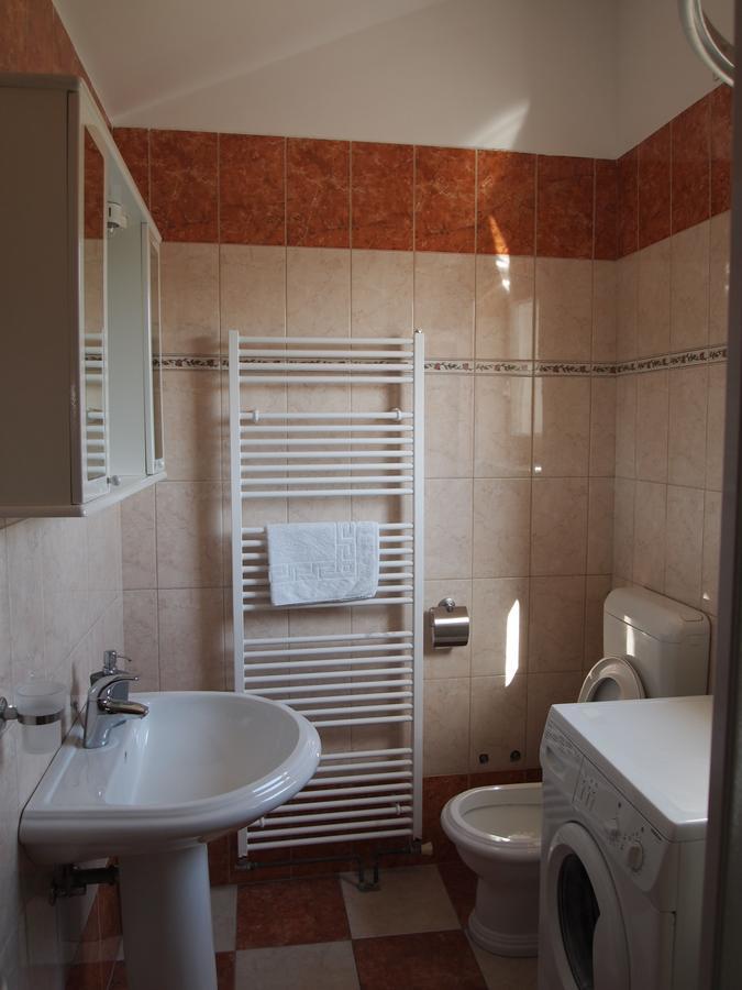 Zaratina Apartment *