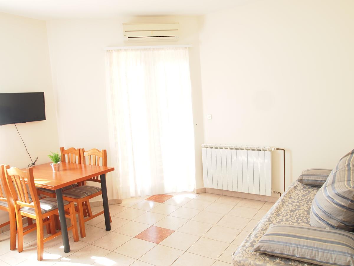 Zaratina Apartment *